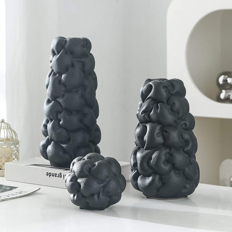 Decorative Puffy Table Center